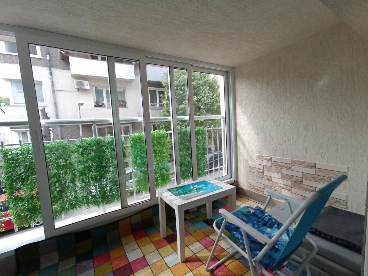 Вселена Apartment Варна Екстериор снимка