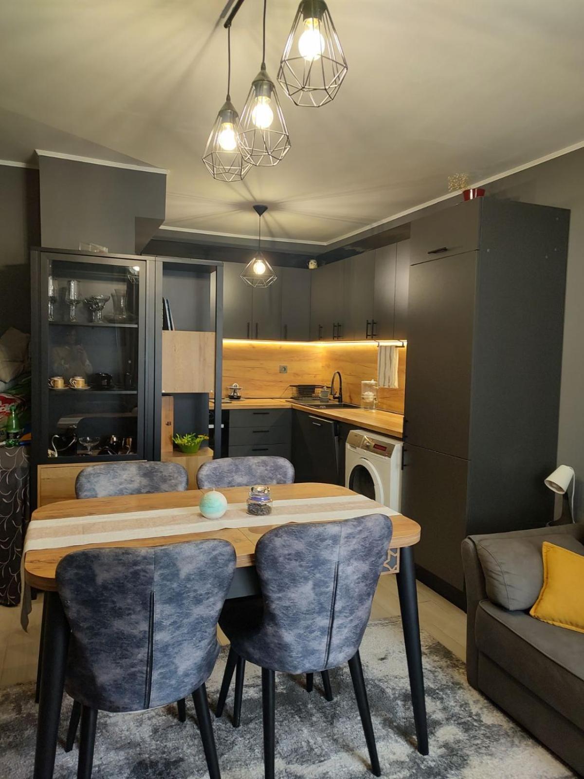 Вселена Apartment Варна Екстериор снимка